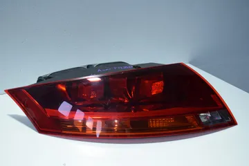 Feu arrière gauche Audi TT (8J) 2006-2015