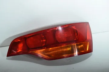 Feu arrière droit Audi Q7 (4L) 2005-2015