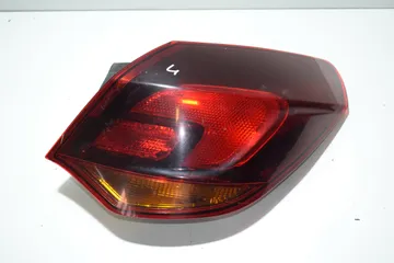 Feu arrière droit Opel Astra (J) 2009-2015